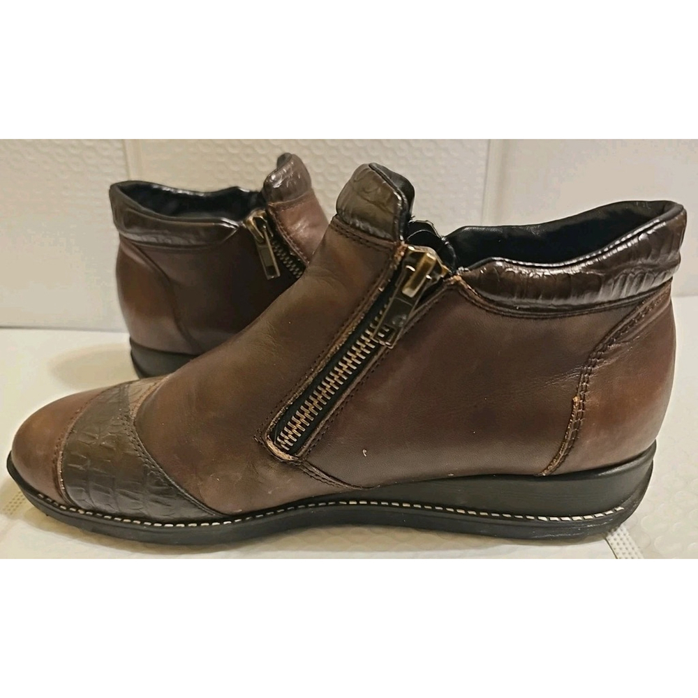 Rieker Brown Leather Ankle Boots Double Side Zip Size EU 38 Floral Etching - Picture 8 of 14